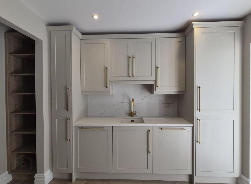 Lower Quay, Westport, F28N2E7