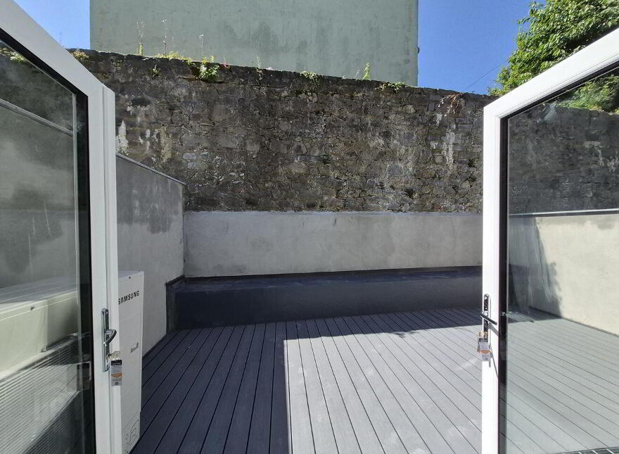 Lower Quay, Westport, F28N2E7