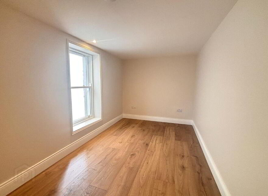 Lower Quay, Westport, F28ET93
