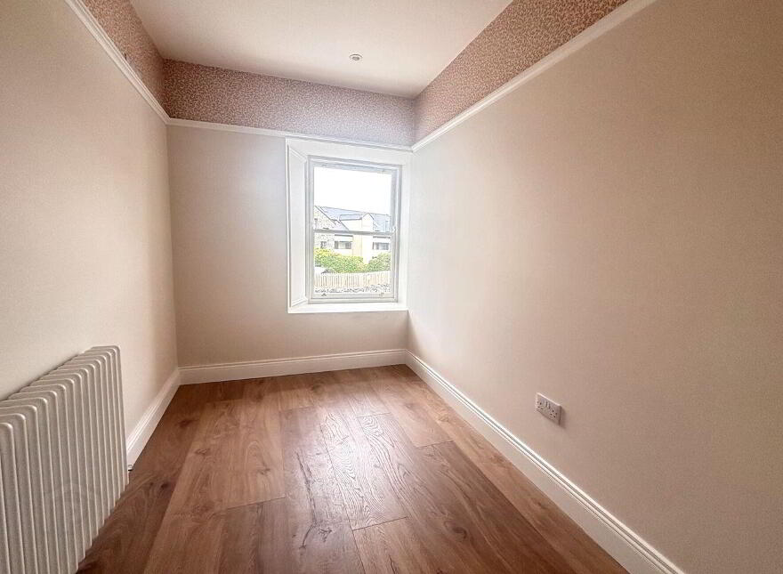 Lower Quay, Westport, F28ET93