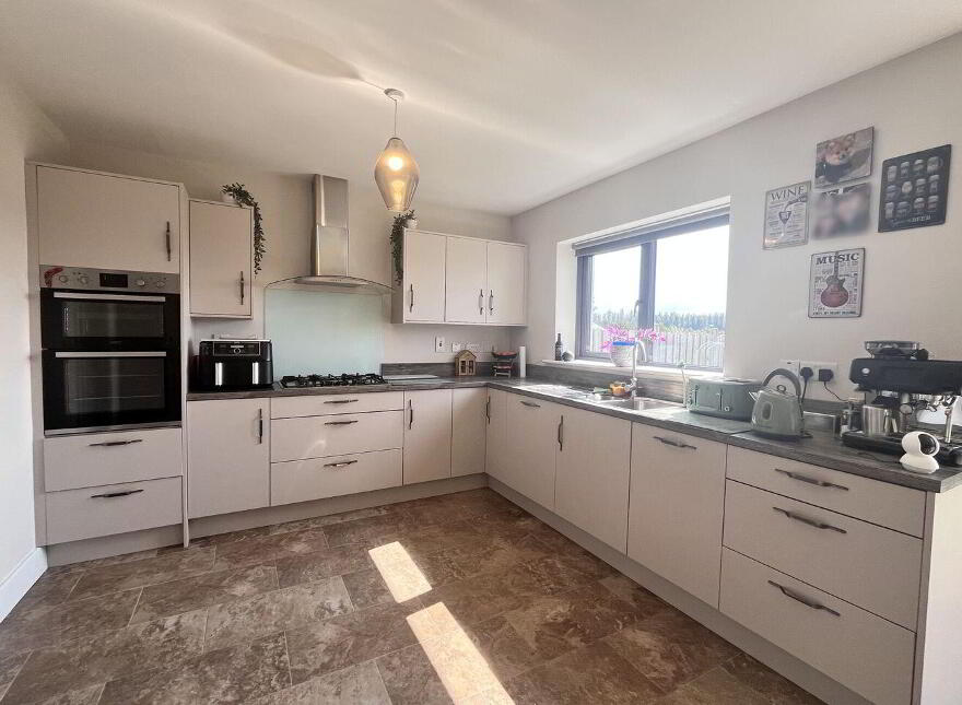 14 Monamore, Westport, F28E0W8