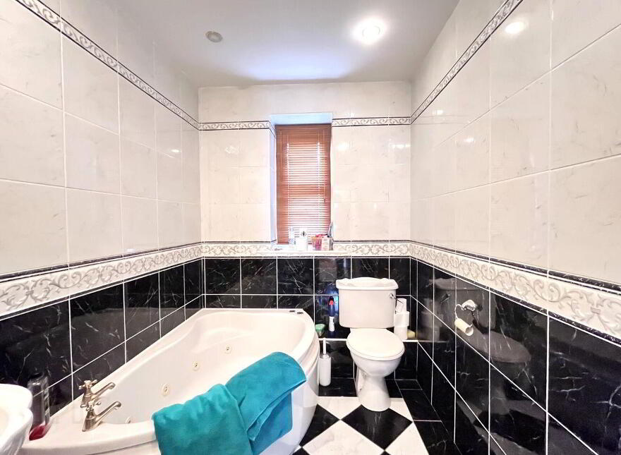 Apt 20, Riverside, Distillery Road, Westport, F28FP60