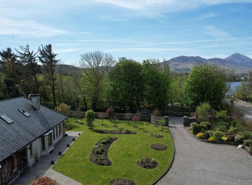 Clooneen, Westport, F28X281