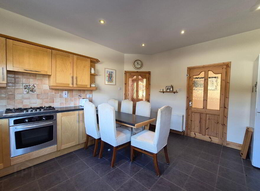 Sandhill, Tiernaur, Newport, F28HY60