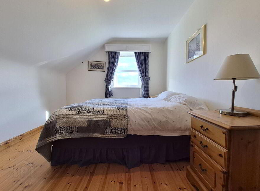 Sandhill, Tiernaur, Newport, F28HY60