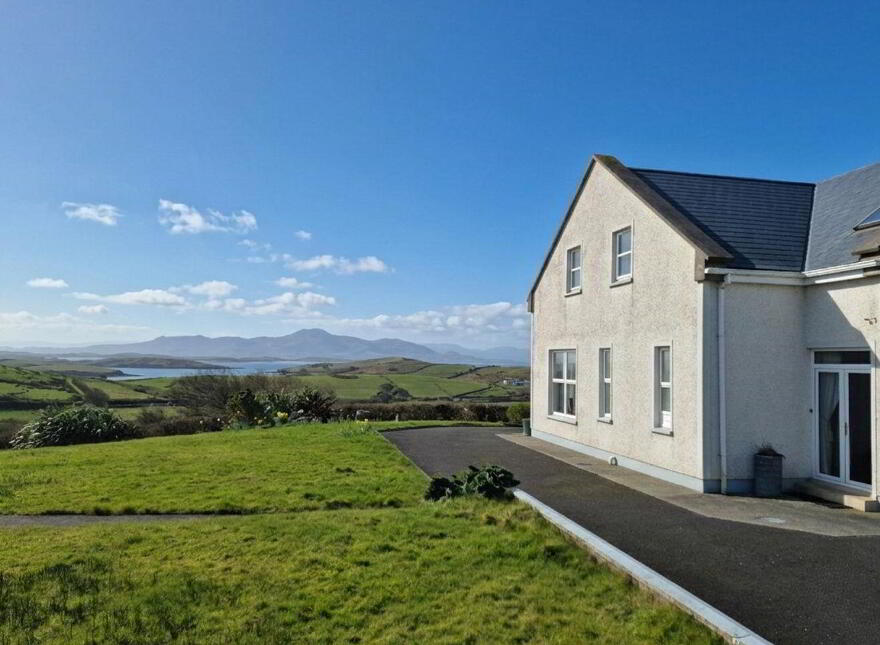Sandhill, Tiernaur, Newport, F28HY60