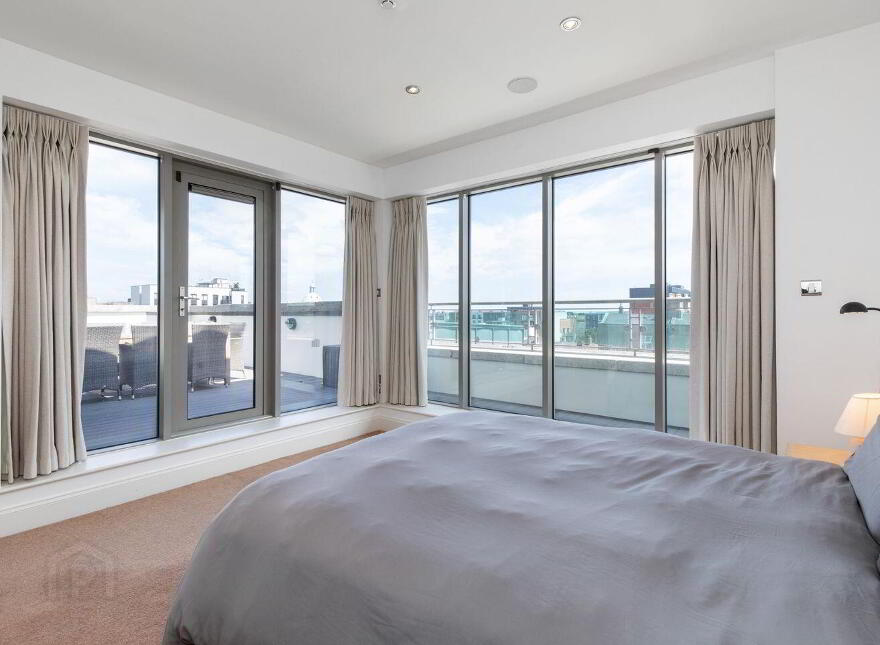 Penthouse, 31 Rathmines Wood, Ardee Road, Rathmines, Rathmines, D06XF77
