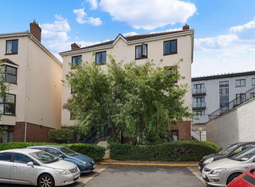 96 New Row Square, Dublin 8, D08N8PN photo