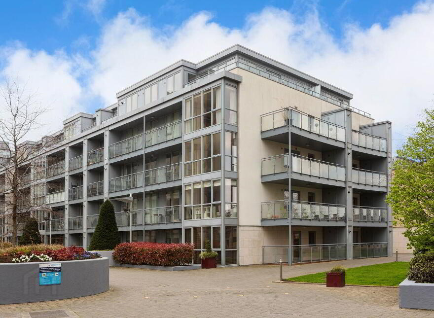 44 The Clayton, The Gasworks, Ringsend, Ringsend, D04H585 photo