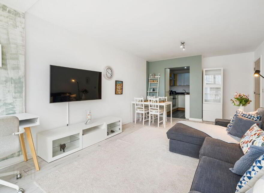 44 The Clayton, The Gasworks, Ringsend, Ringsend, D04H585