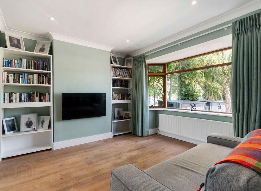 13 Oaklands Drive, Ballsbridge, Ballsbridge, D04E6V3