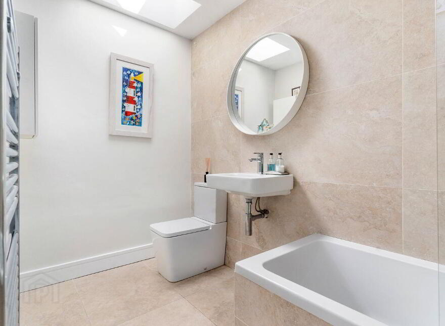13 Oaklands Drive, Ballsbridge, Ballsbridge, D04E6V3