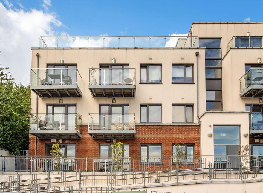 3a The Bottleworks, Dermot O'Hurley Avenue, Irishtown, Irishtown, D04R880