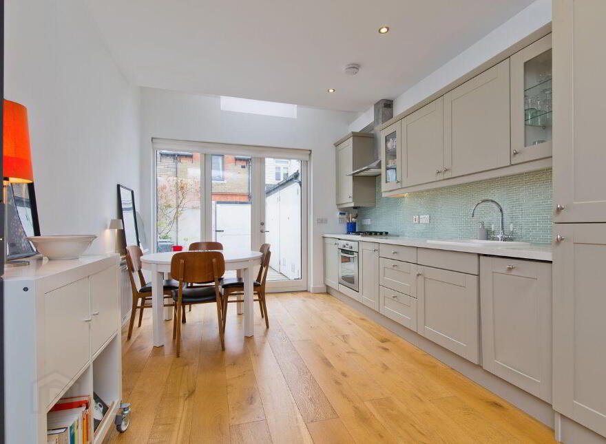 42 Aikenhead Terrace, Ringsend, Ringsend, D04R123