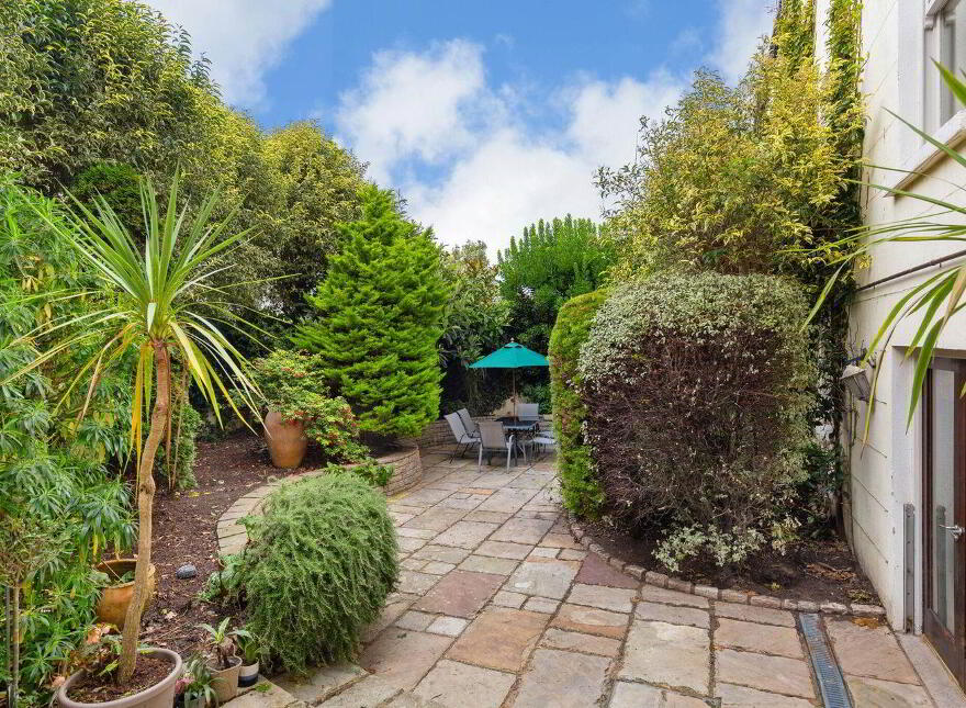 Strand Lodge, 5 Strand Road, Sandymount, Sandymount, D04X461