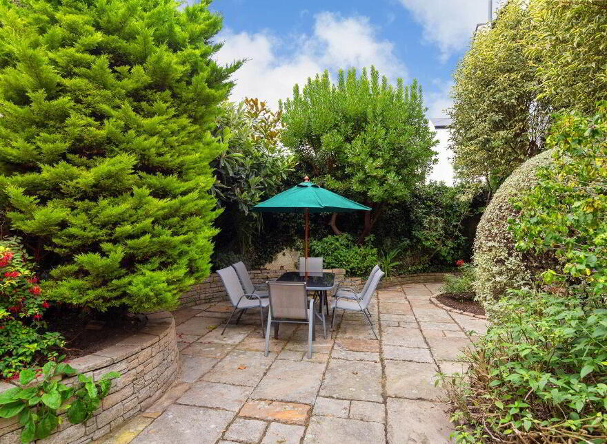 Strand Lodge, 5 Strand Road, Sandymount, Sandymount, D04X461