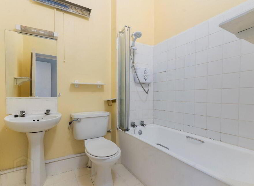 Apt 1 - 4, 1 Bayview, Pembroke Street, Dublin 4, D04A337