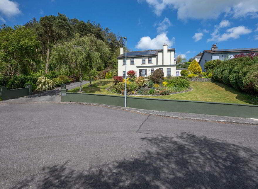 Bellevue, 42 The Highlands, Glounthaune, T45C858