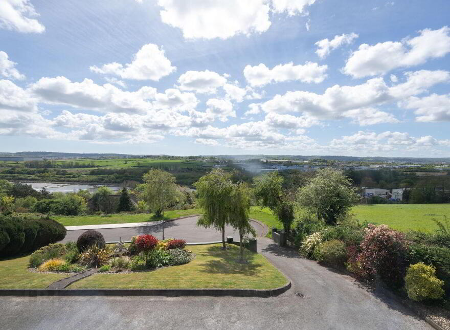 Bellevue, 42 The Highlands, Glounthaune, T45C858