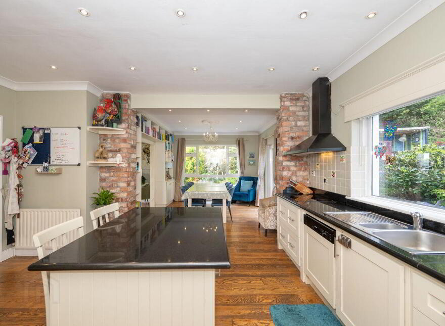 Bellevue, 42 The Highlands, Glounthaune, T45C858