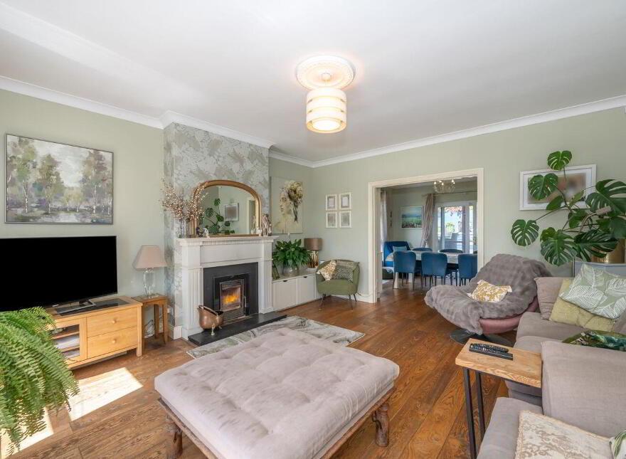 Bellevue, 42 The Highlands, Glounthaune, T45C858