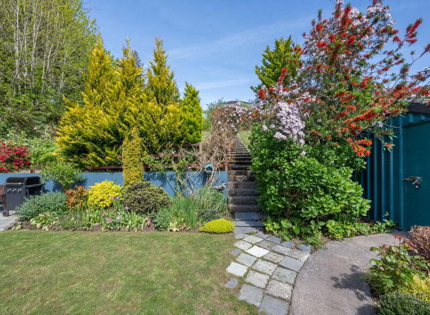 Bellevue, 42 The Highlands, Glounthaune, T45C858
