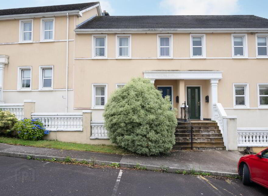 57 Chandlers Rest, Rushbrooke Links, Cobh, P24TD37 photo