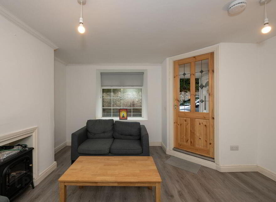 4 Barry's Terrace, Glanmire, T45TY72