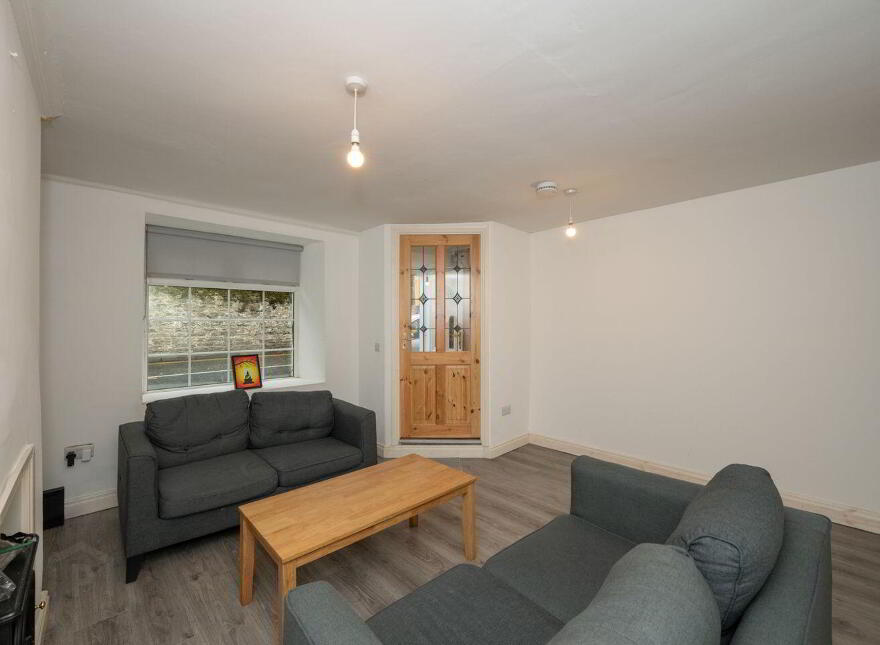 4 Barry's Terrace, Glanmire, T45TY72