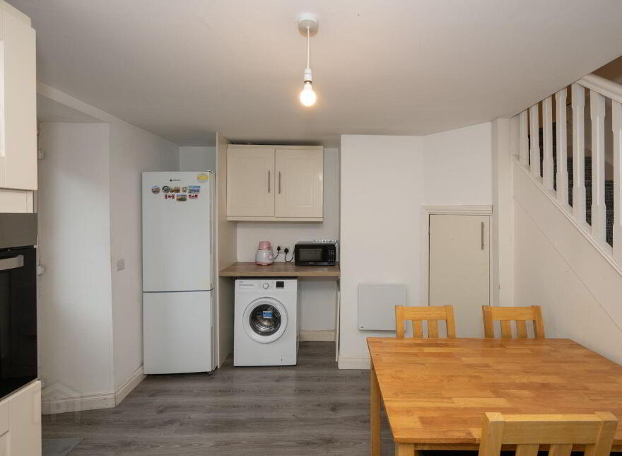 4 Barry's Terrace, Glanmire, T45TY72
