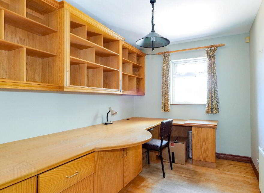 Shanlin House, Maree Road, Oranmore, H91D4E4