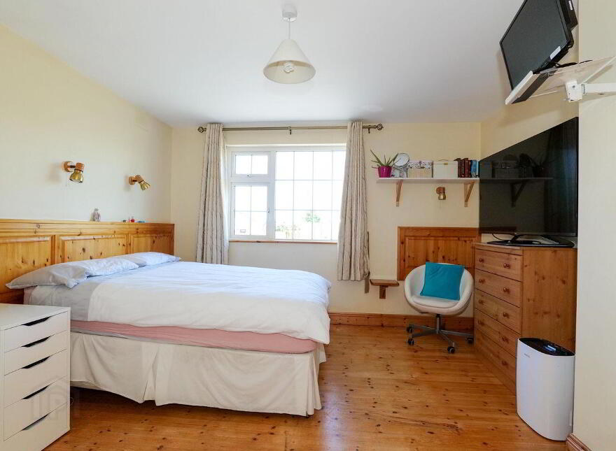 Shanlin House, Maree Road, Oranmore, H91D4E4