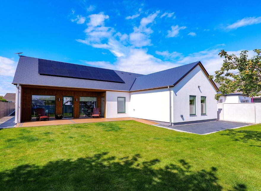 Dublin Road, Oranmore, H9103C9