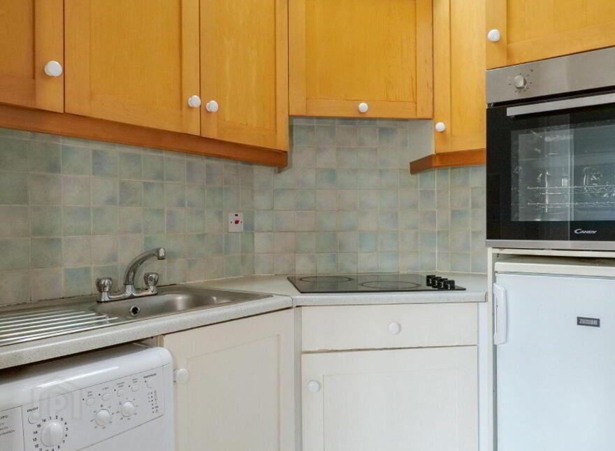 72a Renville Village, Oranmore, H91X0W2