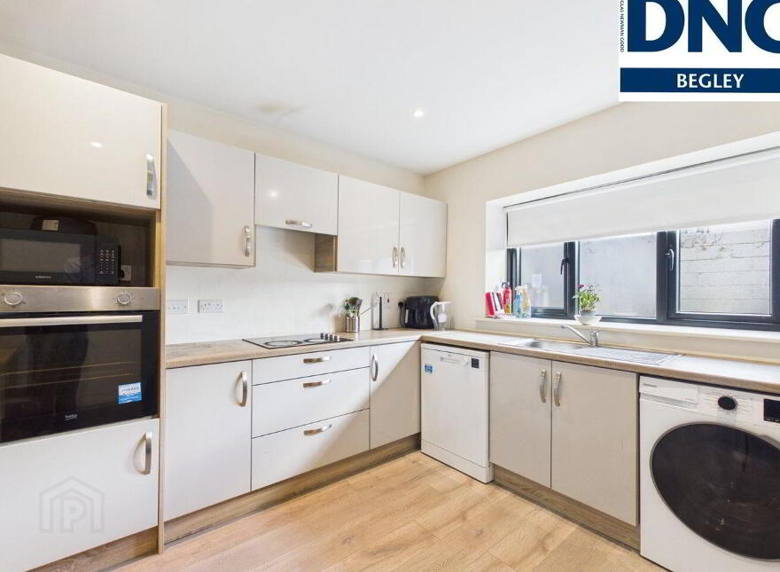 4 Apartments, Church Inn, Moate, N37HY04