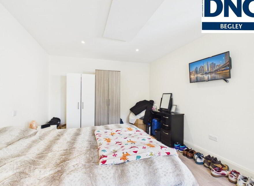 4 Apartments, Church Inn, Moate, N37HY04
