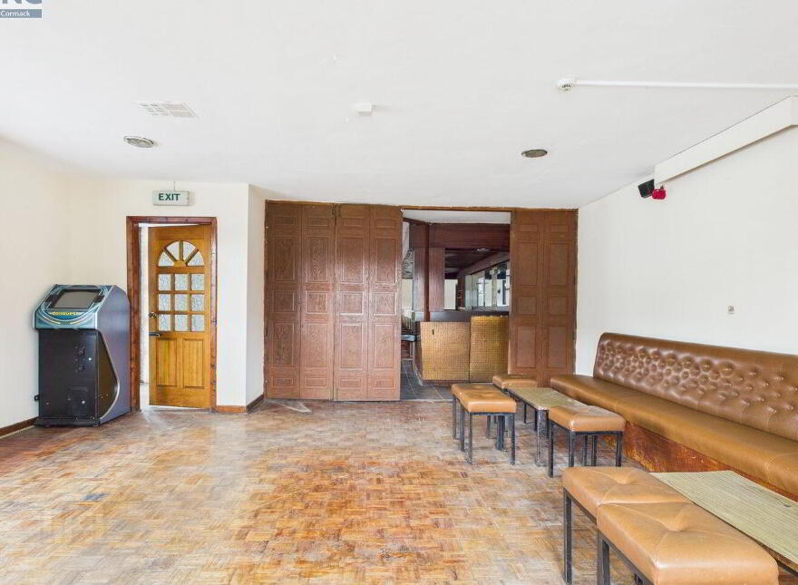 The Avalon, Main Street, Shillelagh, Y14WR52