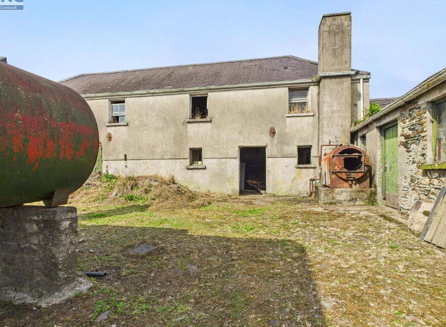 The Avalon, Main Street, Shillelagh, Y14WR52