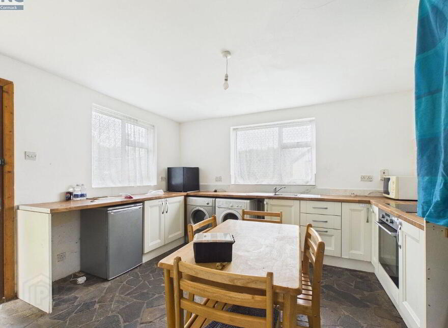 Kilcoltrim, Kilcoltrim, R95D6Y9