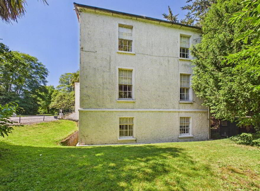 The Laurels, Killeshin Road, R93H7V0