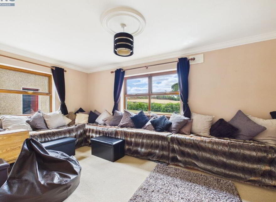 Slaney Cottage, Ouragh, Tullow, R93E045