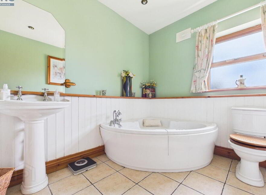 Slaney Cottage, Ouragh, Tullow, R93E045