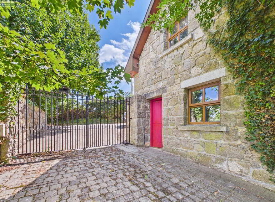 Slaney Cottage, Ouragh, Tullow, R93E045