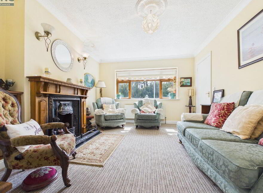 2 Villa Crescent, Prosperous, W91C2PX