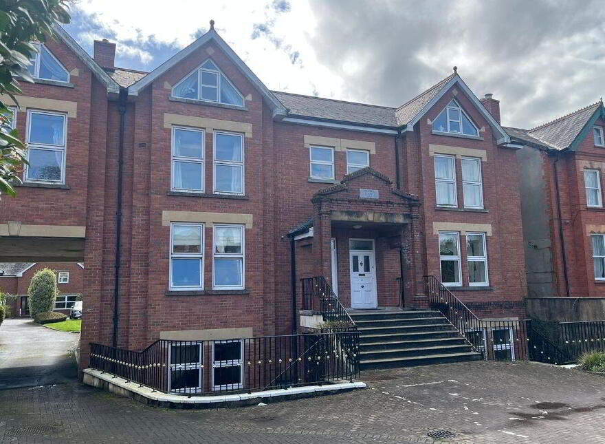 Apartment 7 Ardara Court, Ennis Road, V94D282