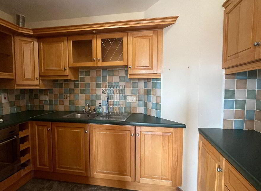 Apartment 7 Ardara Court, Ennis Road, V94D282