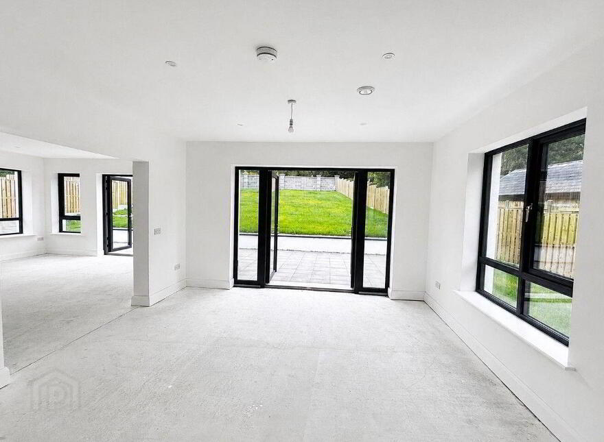 No 15 Lakeview, Cullenagh, Ballina Killaloe, Ballina, V94V3Y8