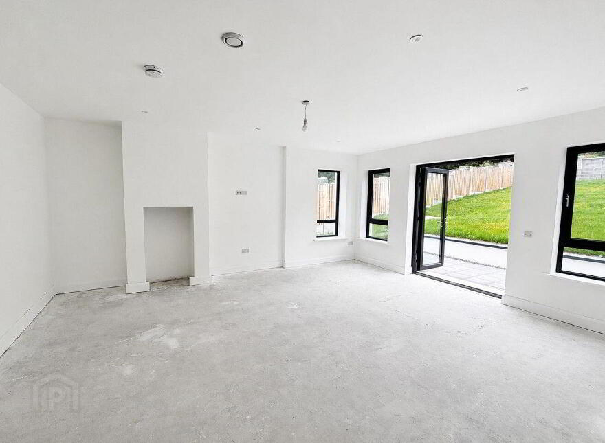 No 15 Lakeview, Cullenagh, Ballina Killaloe, Ballina, V94V3Y8
