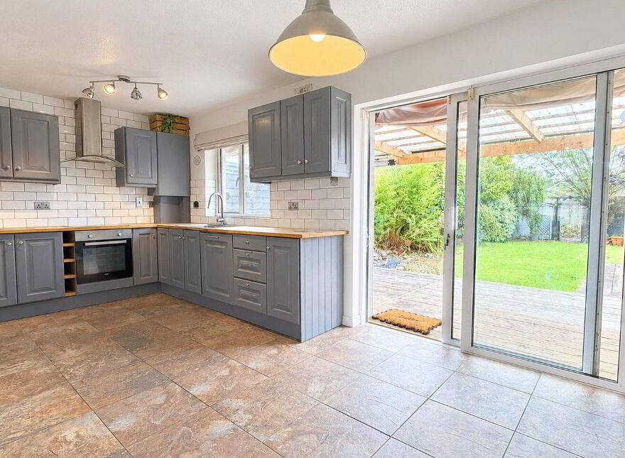 2 Meadow Springs, Clareview, Ennis Road, V94YNE6