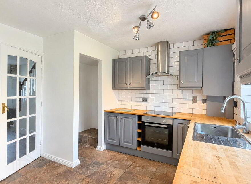 2 Meadow Springs, Clareview, Ennis Road, V94YNE6